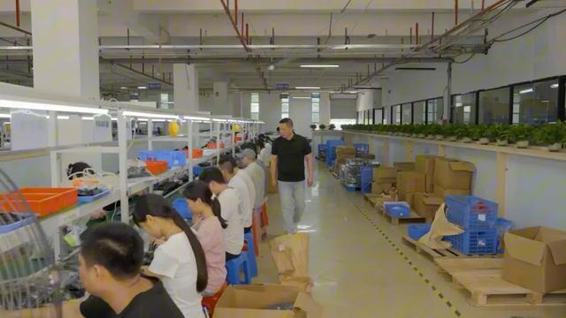 产品年销过亿反内卷成行业第一ky开元棋牌深圳小伙逆袭做小(图6) 产品年销过亿反内卷成行业第一ky开元棋牌深圳小伙逆袭做小(图6)